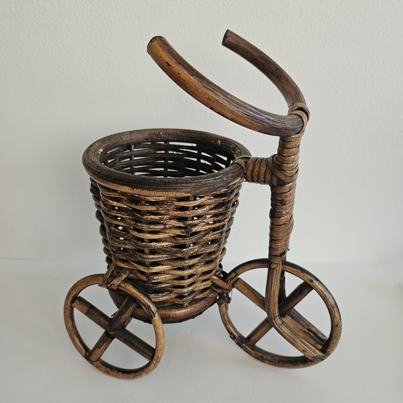 Vintage Bamboo & Wicker TRICYCLE Plant Stand Boho Decor Rattan Bike - Picture 3 of 8